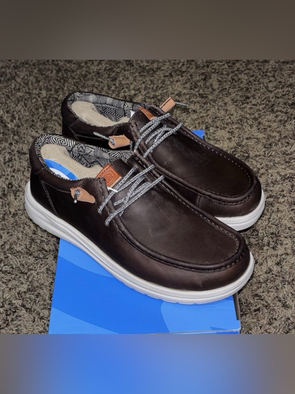 **NEW** Mens SZ 9 Hey Dude 
Wally Grip Craft Brown Leather